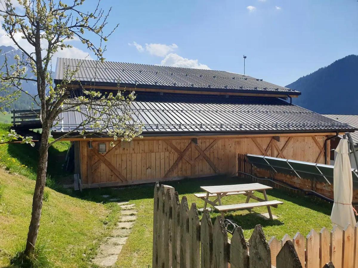 App. Monte Pore - Agriturismo La Majon Colle Santa Lucia Ngoại thất bức ảnh